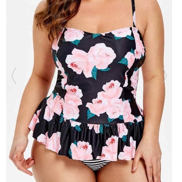 Rosegal Other - Floral Plus Size Peplum Striped Tankini